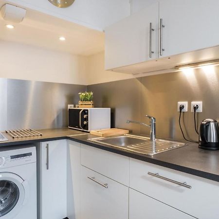Guestready - Gorgeous Duplex Studio In Central Лион Екстериор снимка