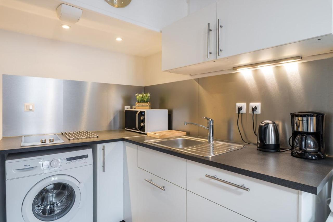 Guestready - Gorgeous Duplex Studio In Central Лион Екстериор снимка